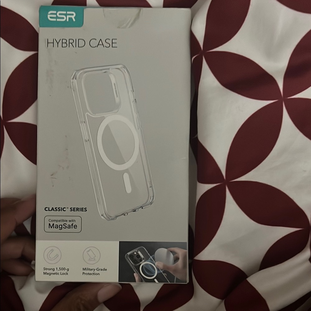 ESR Hybrid Case with MagSafe Compatibility